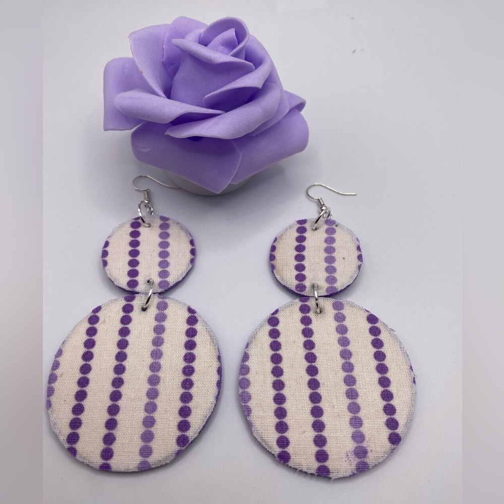 Lilac, purple and white strip earrings.